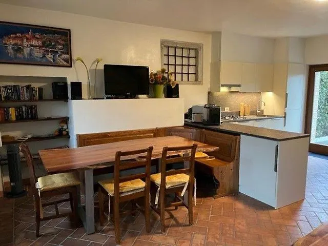 بيت للعطل Ferienhaus In Carlotte Mit Eigenem Garten لاتيزي